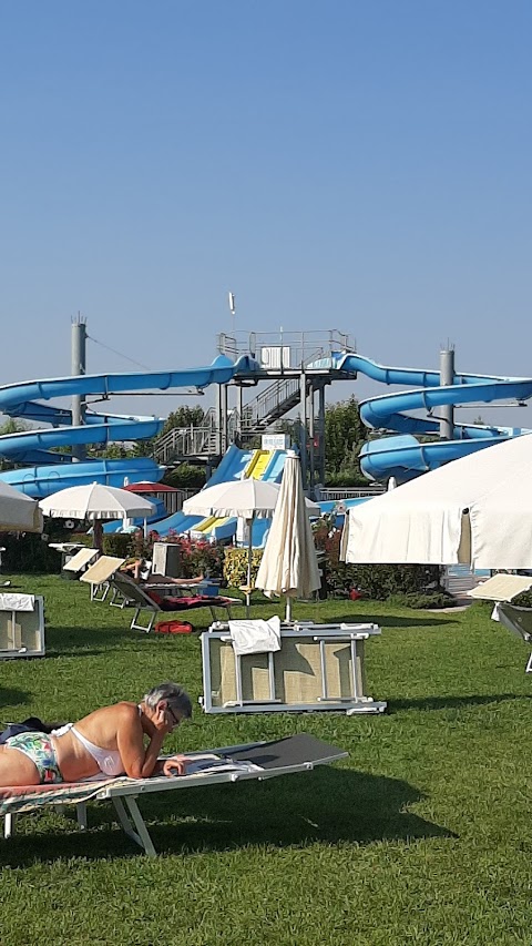 Piscina Comunale di San Pietro in Gu