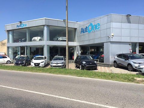 AutoOne - Vendita & Noleggio Auto