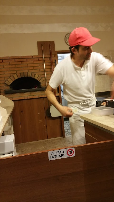 Pizzeria Carpe Diem di Gaetano Zappalà - pizzeria d'asporto con forno a legna