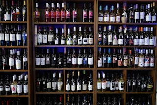 ENOTECA VINI CHISENA di Cosimo Chisena, LATIANO (BR)