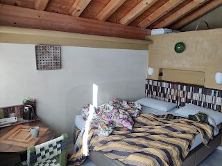 B&B Asinochevola