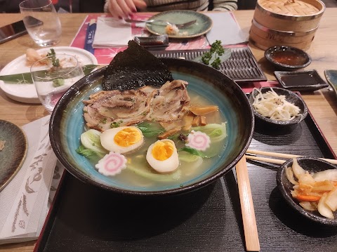 Ristorante Akito ramen poke