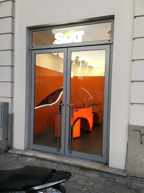 Sixt Autonoleggio e furgoni Genova Brignole Stazione