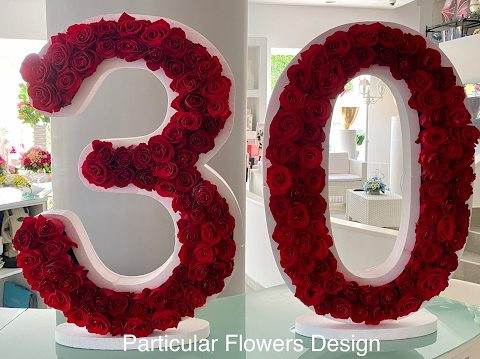 Particular Flowers Design