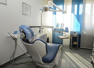 Studio Dentistico Odontotecnico Di Monica Caironi