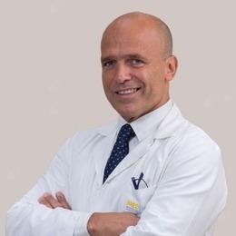Dr. Roberto Corti, Ginecologo