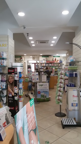 Farmacia Lamberti Michele - Erboristeria, cosmesi, autoanalisi, misurazione della pressione