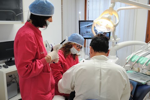 Dr.Maurizio Bellini odontoiatra Studio Dentistico