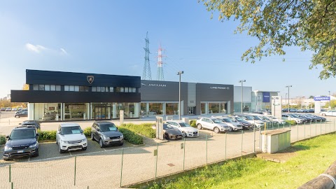 Bologna Premium - Auto Usate. A Penske Automotive Dealership