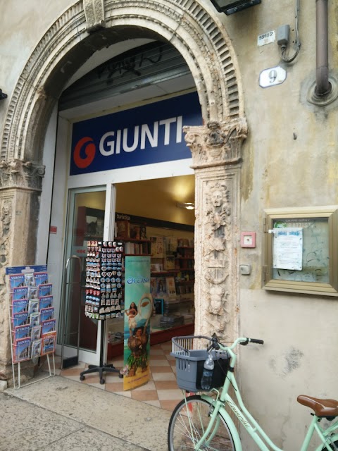 Giunti al Punto Librerie