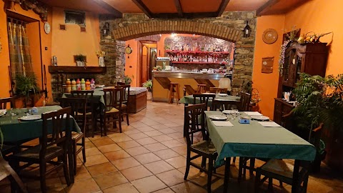 Trattoria Alpi Di Ferrari Paola