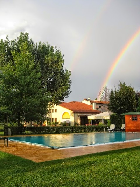 Agriturismo l'Albara - Alloggio con piscina