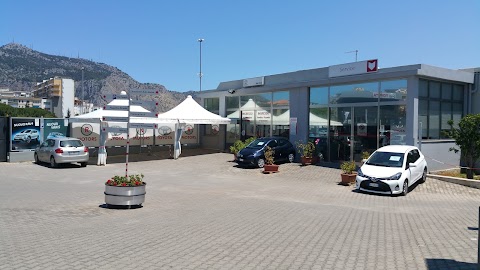 R.Motors Toyota Service Centro Revisione Auto Palermo