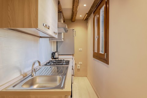 Andrea VENICE FLATS apartments & flats for short rent in Venice