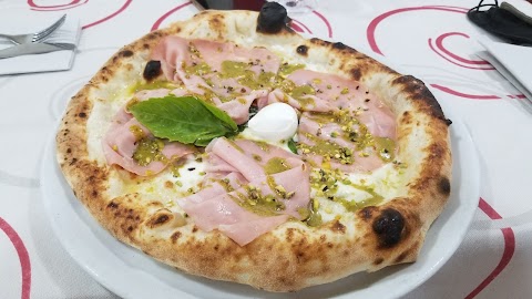 Pizzeria " La Capricciosa " CENTRO STORICO