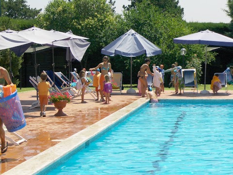 Bel Poggio Nuoto - Piscina - Associazione Sportiva