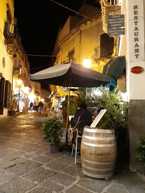 AvantGarde Cafè Gelateria Lipari