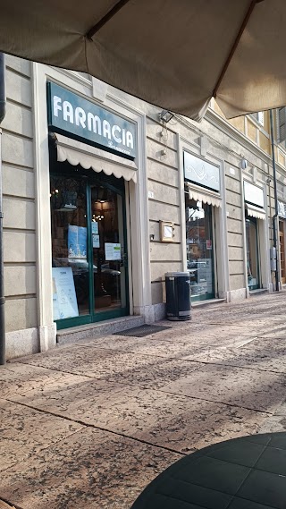 Farmacia Bernasconi