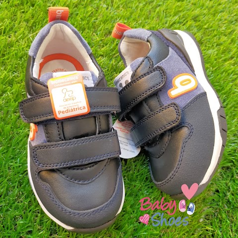 Baby Shoes Aprilia