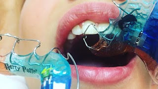 Studio Prof. Benito Paolo Chiodo - Ortodonzia e Odontoiatria. Chirurgia Orale. Implantologia. Protesi estetica. Faccette dentali. Medicina estetica del viso ( filler e botox). Plasma exeresi.