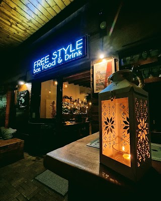FREESTYLE cocktail bar & more