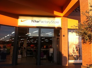 Nike Factory Store