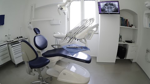 Studio Odontoiatrico Dott Pierluigi Torti | Dentista