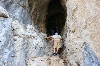 Grotta del Lauro