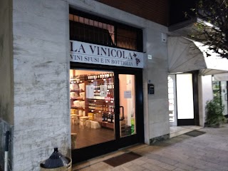 La Vinicola. Vini sfusi e in bottiglia