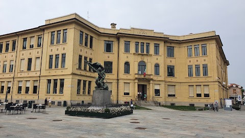 Scuola Elementare De Amicis