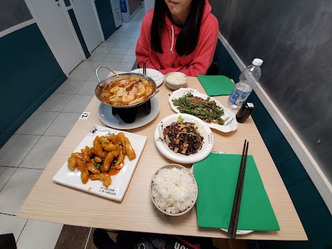 Xiao Shenyang-小沈阳东北餐馆