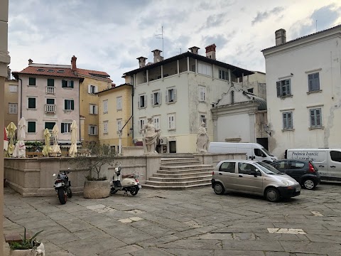 Traditional Piran House & Studio