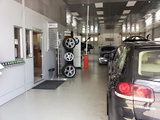 AUTO CENTRO SERVICE - autofficina assistenza BMW e MINI