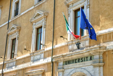 Università degli Studi dell'Aquila - Rettorato