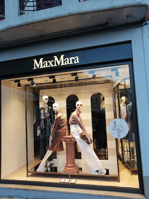 Max Mara