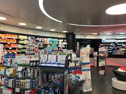 Farmacia La Fenicia 2