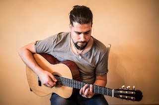 Giovanni Ottaviani | Guitar School