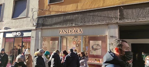PANDORA Concept Store