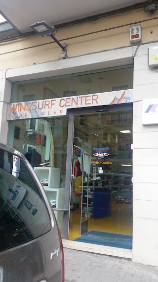 Windsurf center