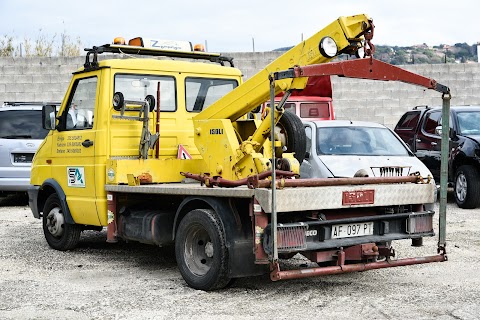 Soccorso Stradale Auto Piu di Zompatore Stefano