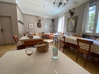 Albergo Ristorante Il Gembro Sas