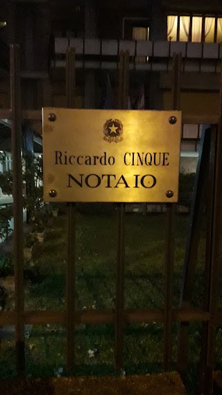 Notaio Riccardo Cinque