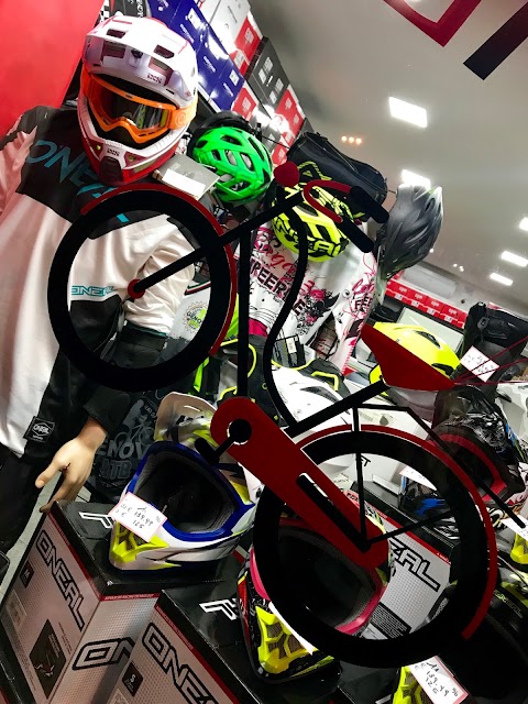 58 Rosso Bikers’ Store Genova