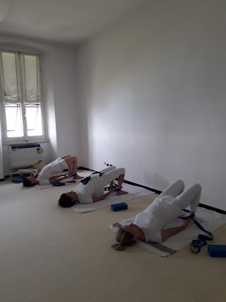 Laboratorio Yoga Meditazione - Mariella Castagnino