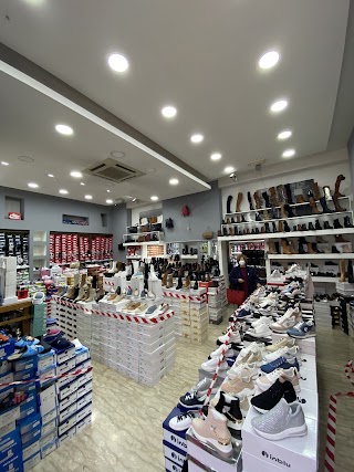 New generation centro calzature di Raffaele erra