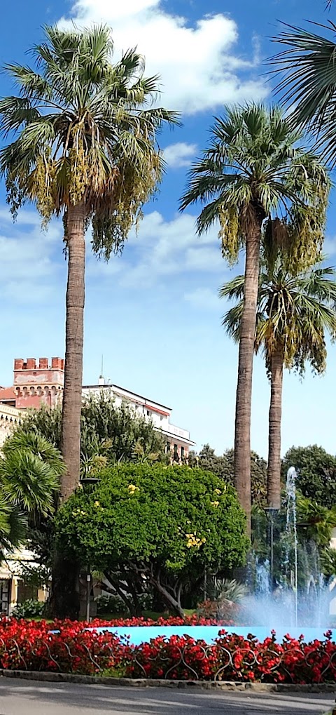 Hotel Aurora - Albergo sul lungomare di Varazze