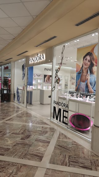 Pandora Concept Store