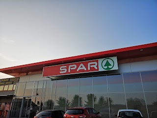 Hipermarket SPAR