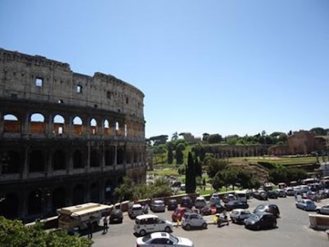 Ostello Colosseum Footprints