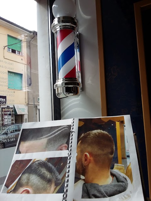 Il Barbiere della Volta - Barbiere per uomo - tagli acconciature e cura della barba
